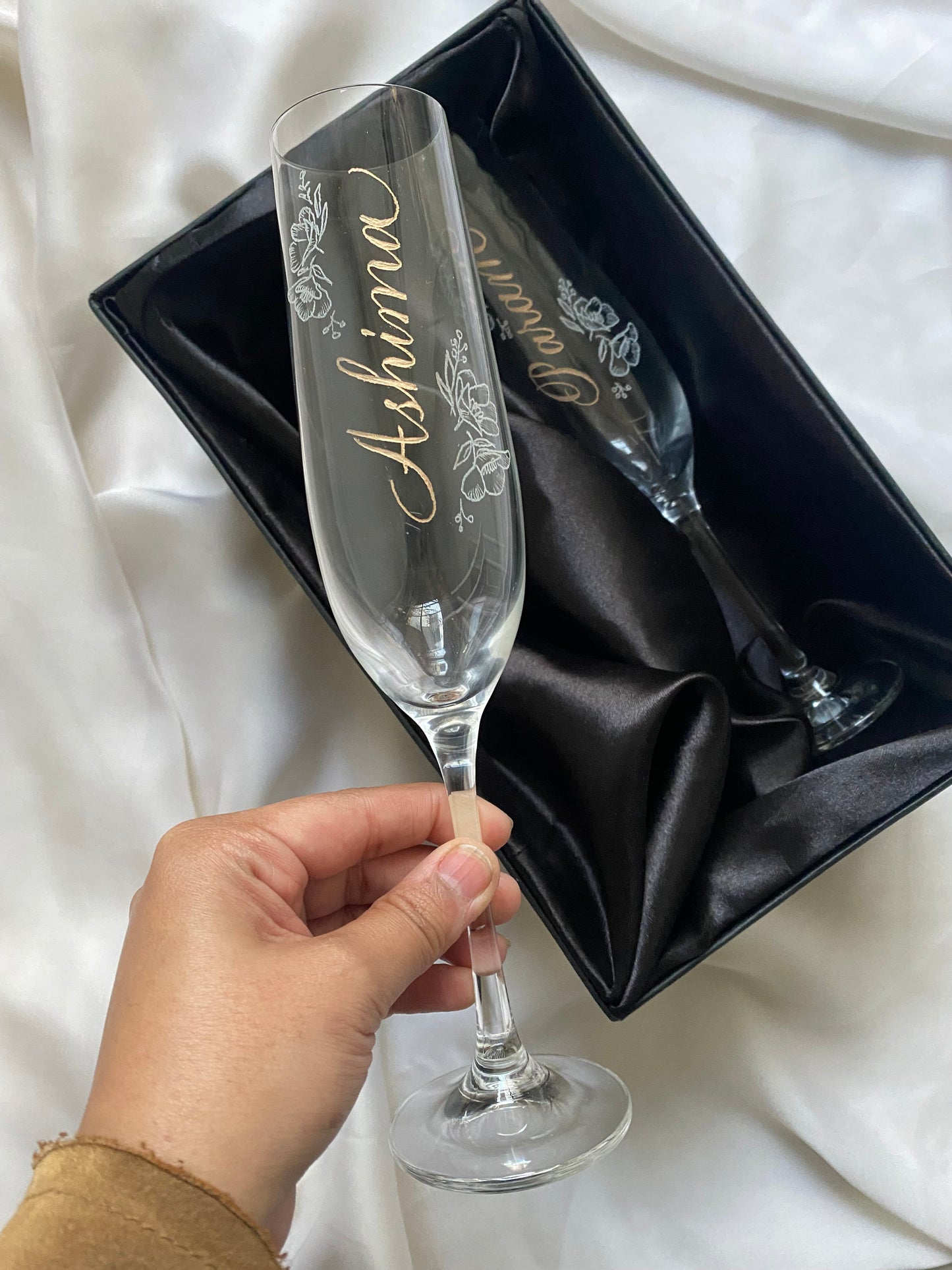 Personalised Engraved Champagne / Wine Glasses | Wedding, Anniversary Gift